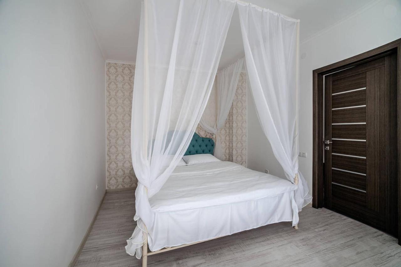 Romantic Apartments - Центр Львова , З Видом На Місто Exterior photo